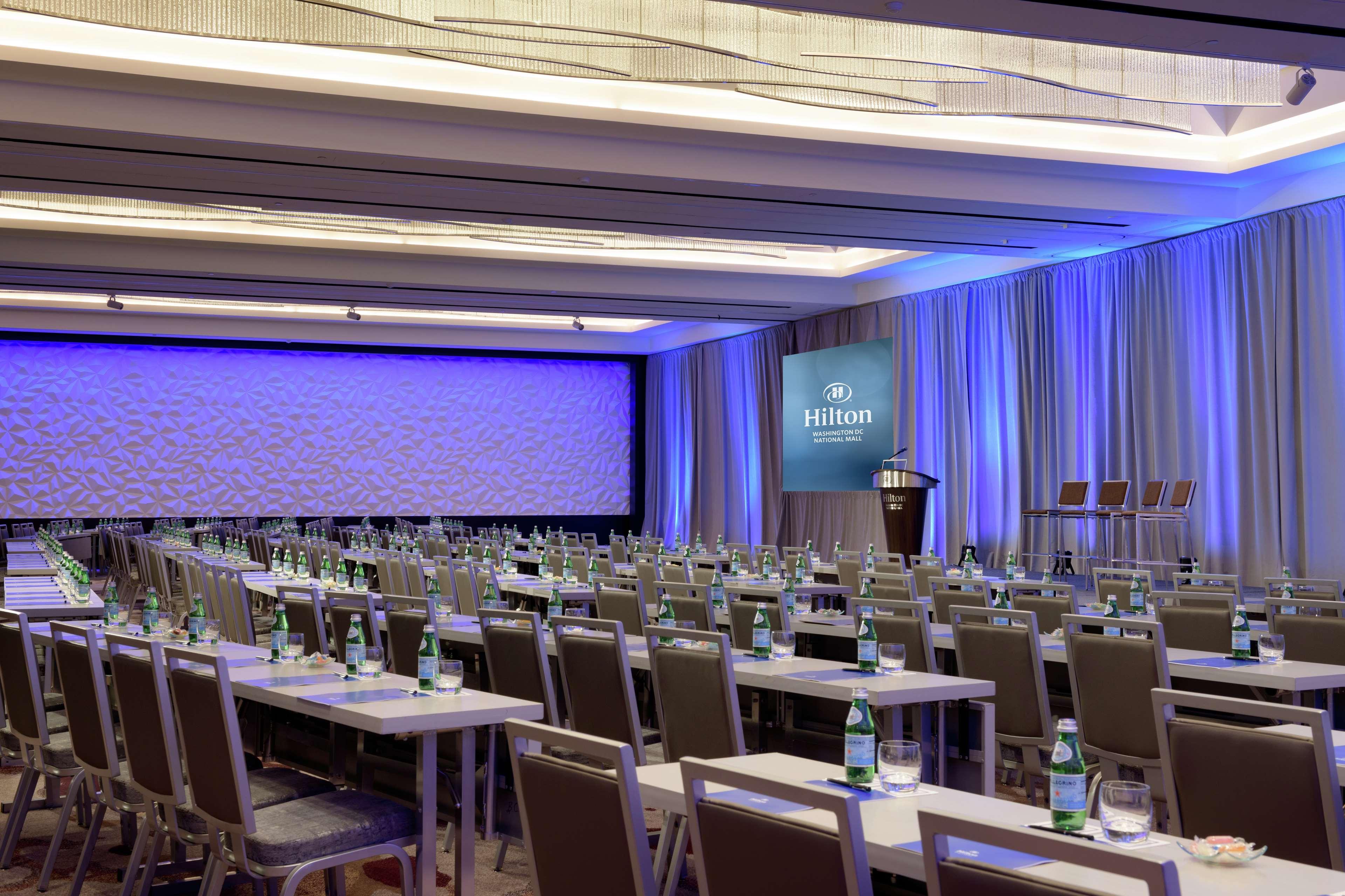 Hilton Washington Dc National Mall The Wharf エクステリア 写真