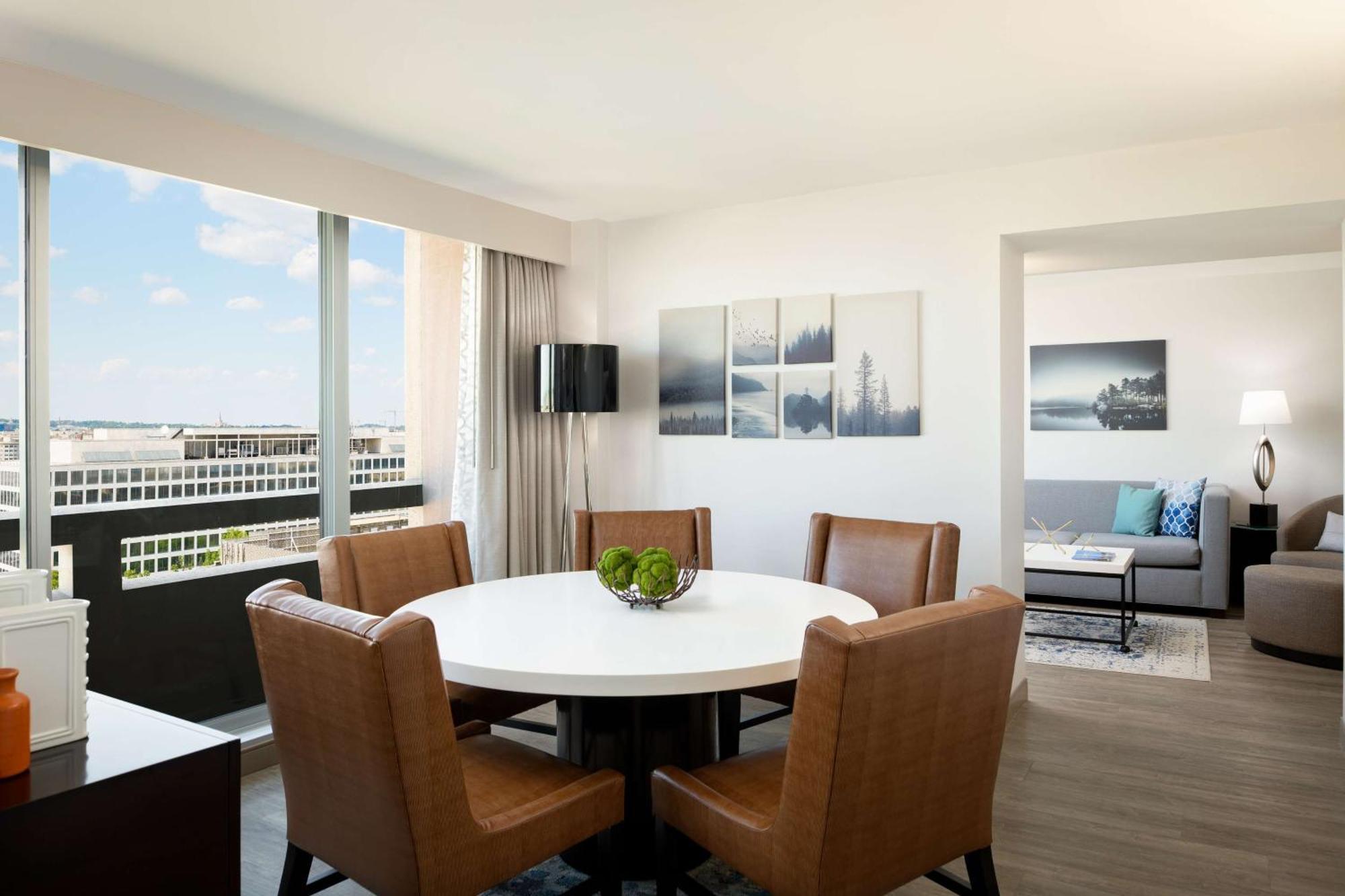 Hilton Washington Dc National Mall The Wharf エクステリア 写真